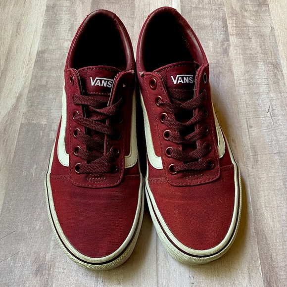 Vans Shoes - Vans off the Wall - Maroon Classics - Size 7